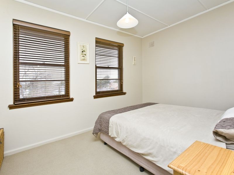 23 Vaughan Gardens, Narrabundah ACT 2604