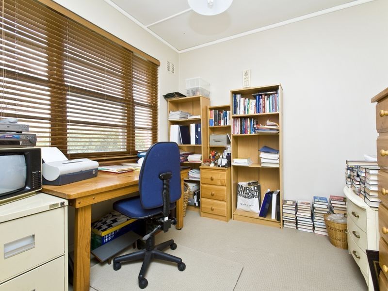 23 Vaughan Gardens, Narrabundah ACT 2604
