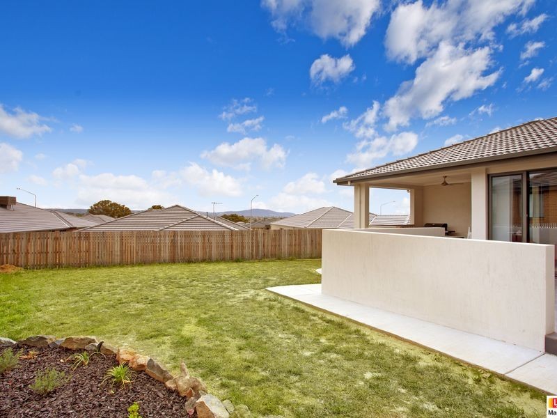 16 Winchester Street, Casey ACT 2913