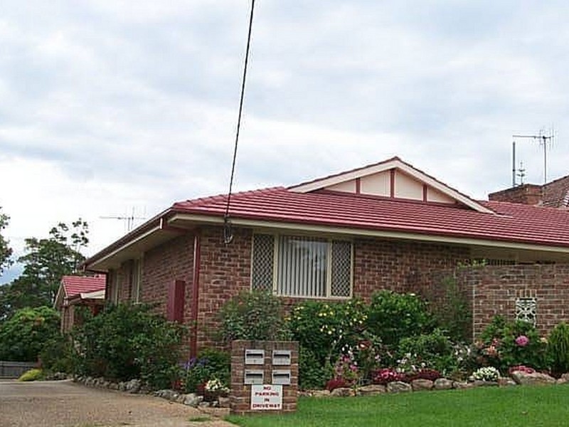 2/8 Hilltop Crescent, Port Macquarie NSW 2444