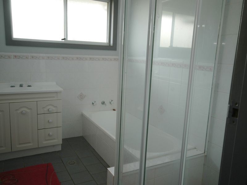 17 Racewyn Close, Port Macquarie NSW 2444