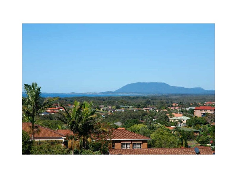 5 The Plateau, Port Macquarie NSW 2444