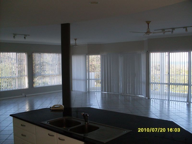 1/145 Matthew Flinders Drive, Port Macquarie NSW 2444