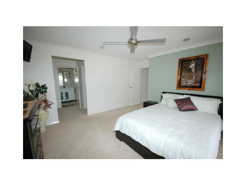 16 Lyrebird Place, Port Macquarie NSW 2444