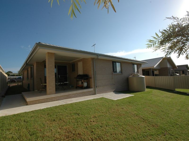 27 Friar Close, Port Macquarie NSW 2444