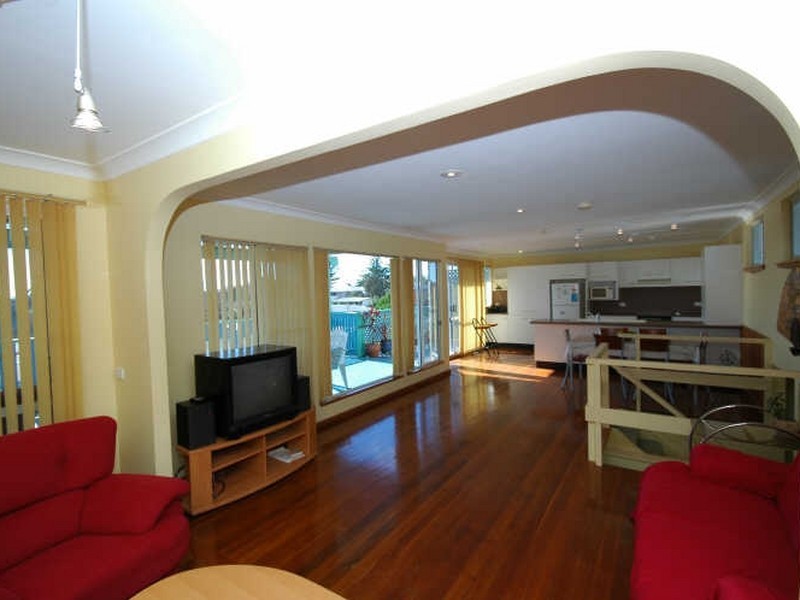 15 Arncliffe Avenue, Port Macquarie NSW 2444