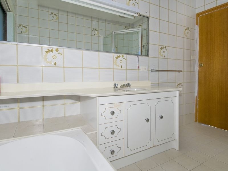 9 Melaleuca Close, Port Macquarie NSW 2444