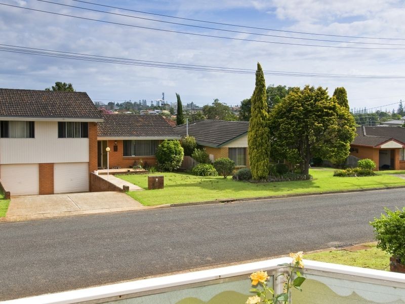 2/42 Pappinbarra Parade, Port Macquarie NSW 2444