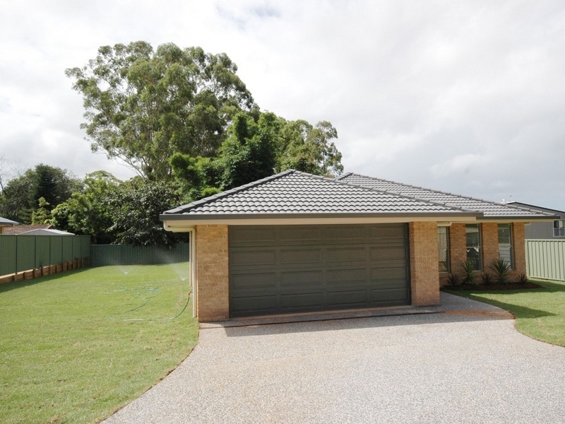 19 Lyrebird Place, Port Macquarie NSW 2444