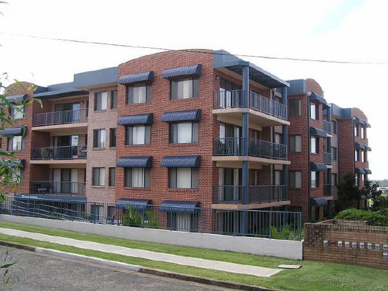 4/27-29 Waugh Street, Port Macquarie NSW 2444