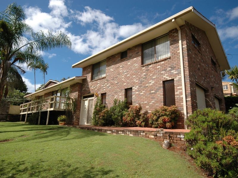 2 Amaroo Parade, Port Macquarie NSW 2444