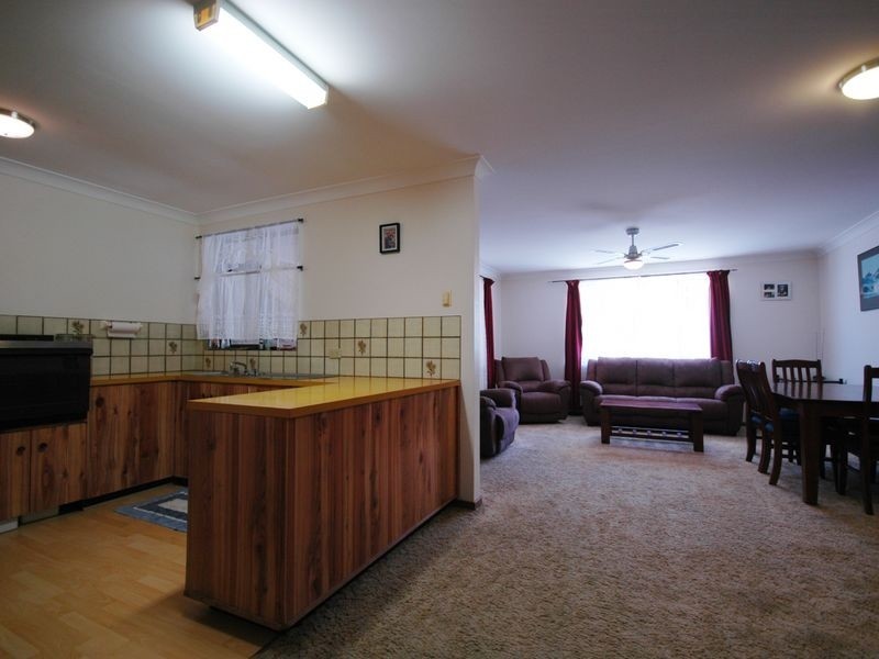 2/30 Ackroyd Street, Port Macquarie NSW 2444