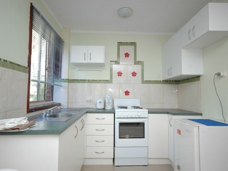 2/4 Herschell Street, Port Macquarie NSW 2444