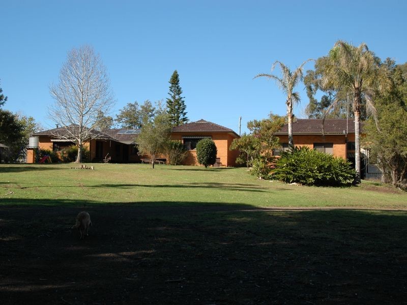 134 Kenwood Drive, Lake Cathie NSW 2445