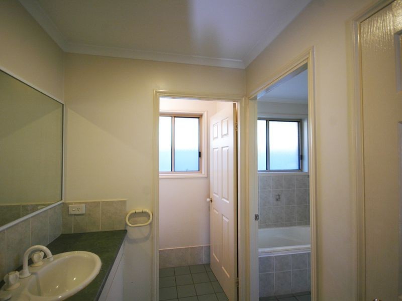 8 Locksley Place, Port Macquarie NSW 2444