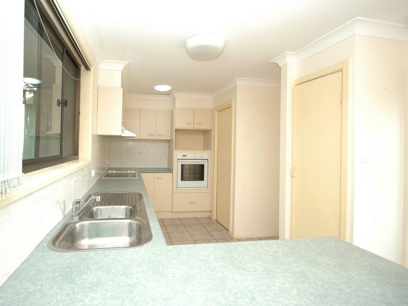 12 Leura Place, Port Macquarie NSW 2444