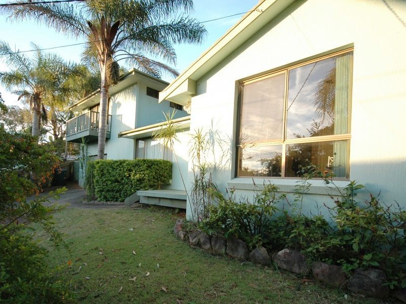 12 Leura Place, Port Macquarie NSW 2444