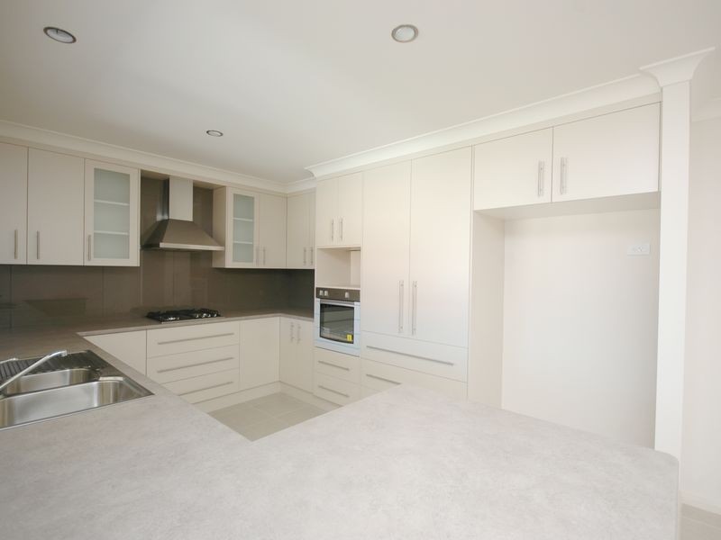 16 Kyla Crescent, Port Macquarie NSW 2444