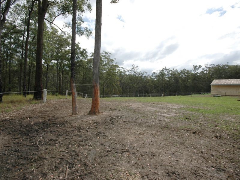 359 Herons Creek Road, Herons Creek NSW 2443