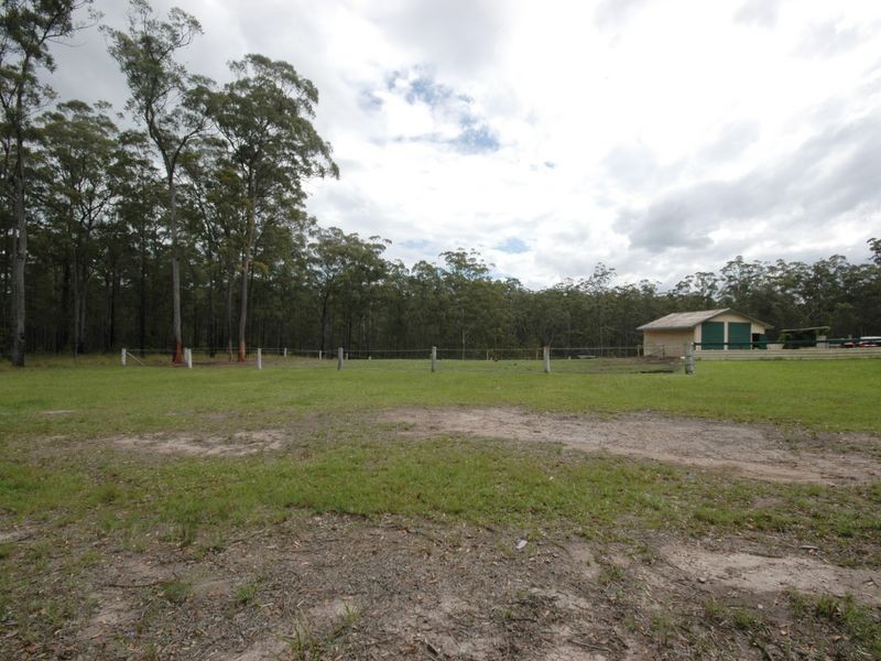 359 Herons Creek Road, Herons Creek NSW 2443