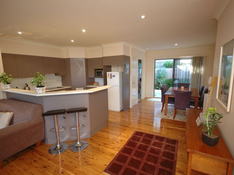 2/21 Kwinana Lane, Port Macquarie NSW 2444