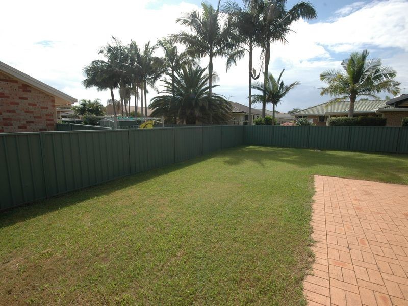 24 Genoa Close, Port Macquarie NSW 2444
