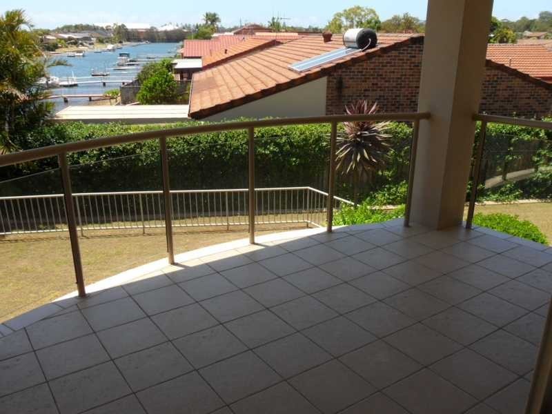 2/1 Laguna Place, Port Macquarie NSW 2444