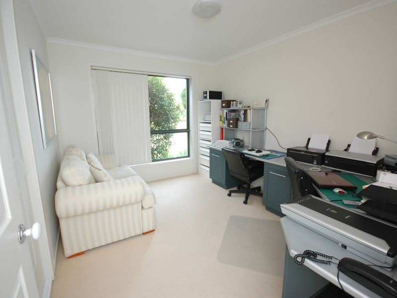 2/1 Admirals Court, Port Macquarie NSW 2444