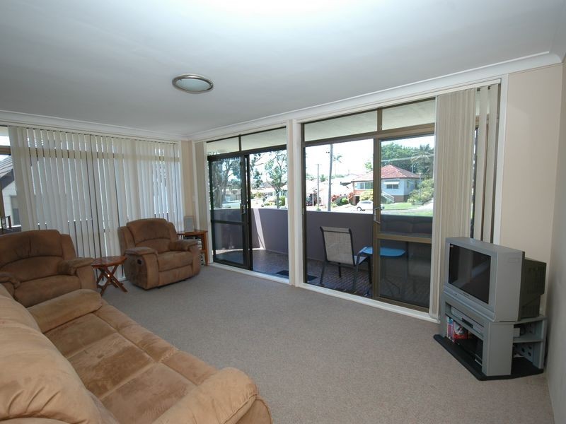 2/19 Waugh Street, Port Macquarie NSW 2444