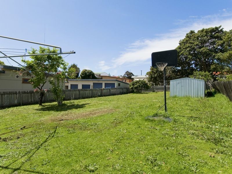 42 Lake Road, Port Macquarie NSW 2444