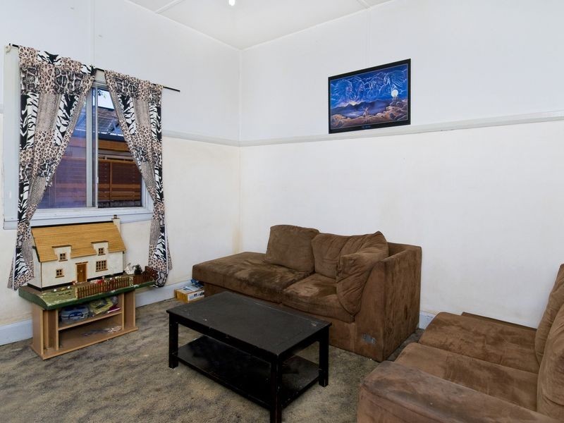 42 Lake Road, Port Macquarie NSW 2444