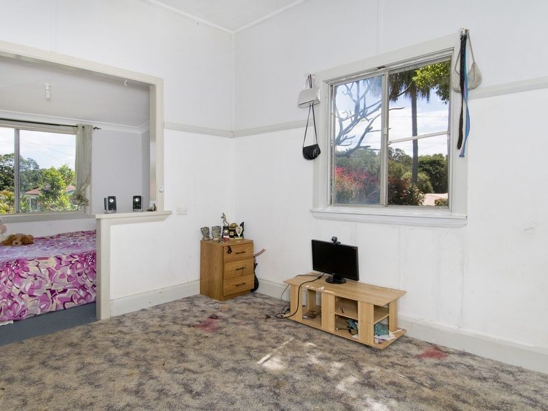 42 Lake Road, Port Macquarie NSW 2444