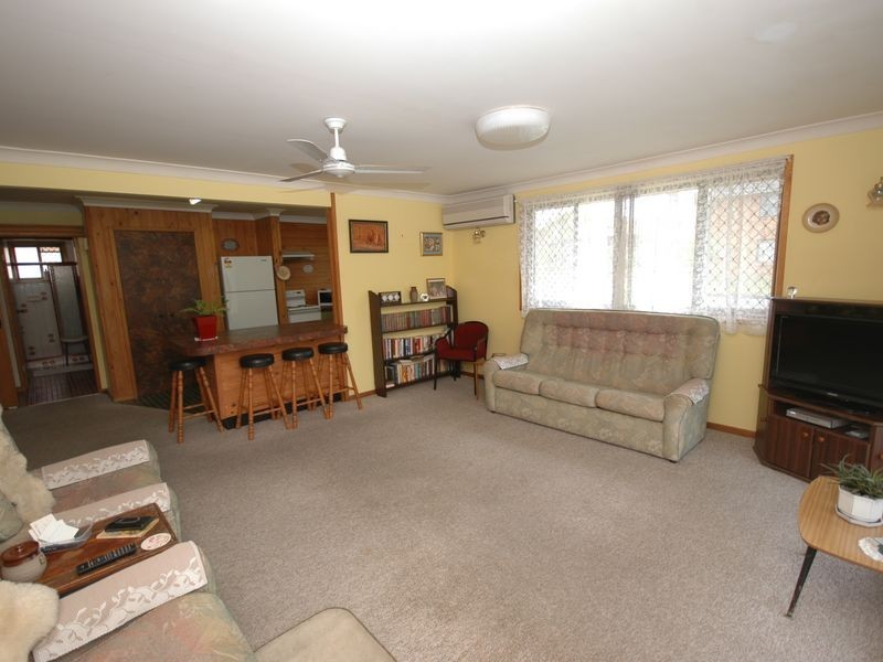 2/6 Mallawa Crescent, Port Macquarie NSW 2444