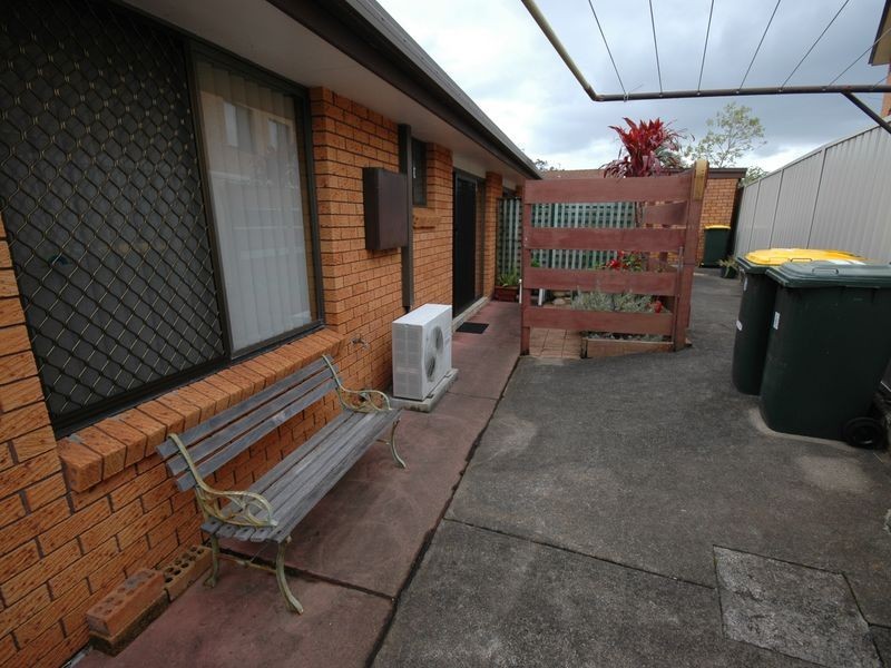 2/6 Mallawa Crescent, Port Macquarie NSW 2444
