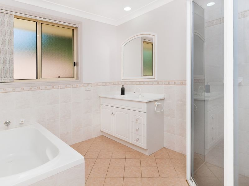 2 Mahogany Hill, Port Macquarie NSW 2444