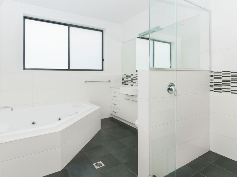 10 Vendul Crescent, Port Macquarie NSW 2444