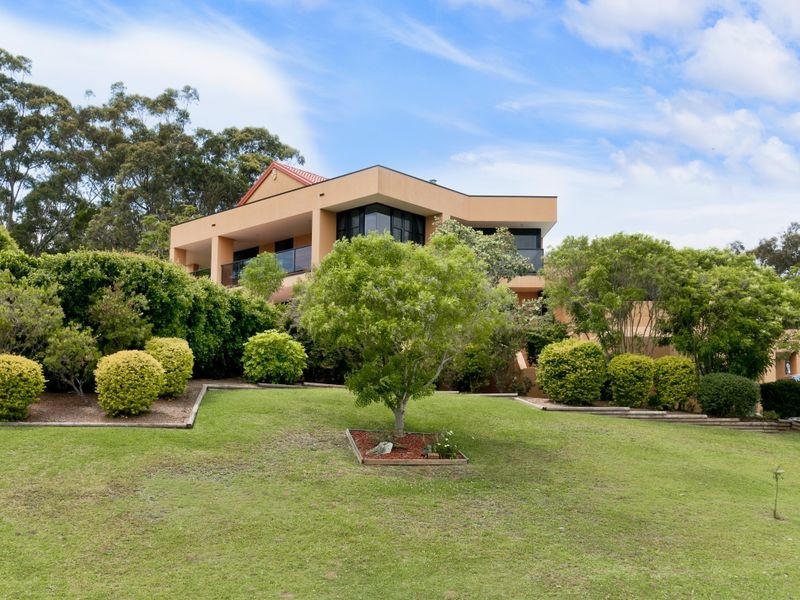 8 Clearwater Crescent, Port Macquarie NSW 2444