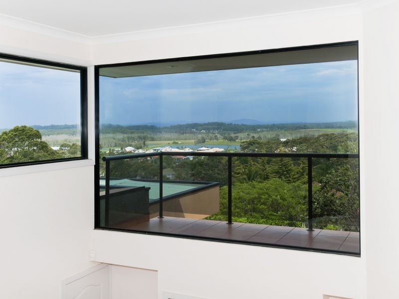 8 Clearwater Crescent, Port Macquarie NSW 2444