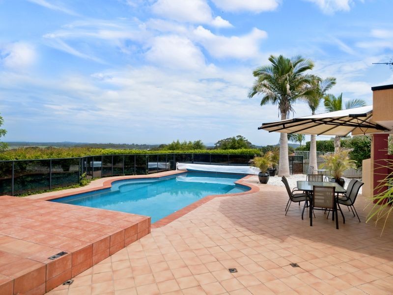 8 Clearwater Crescent, Port Macquarie NSW 2444