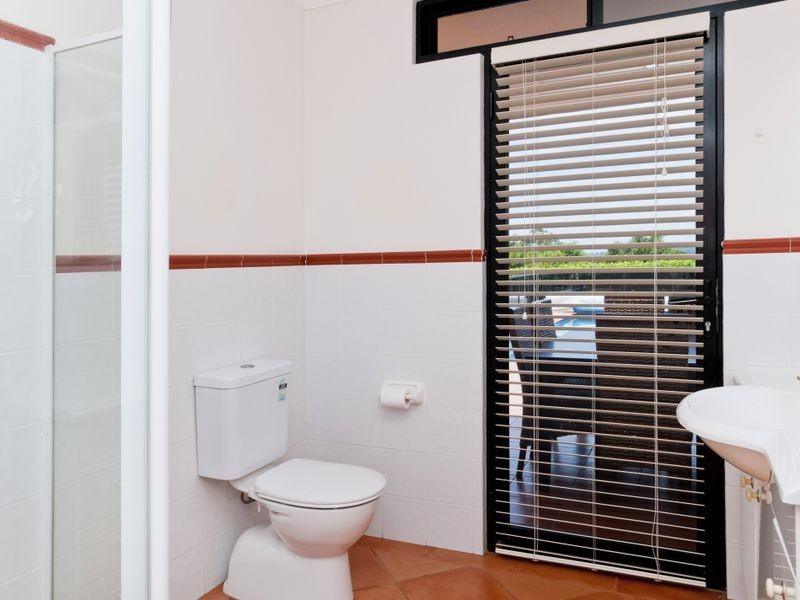 8 Clearwater Crescent, Port Macquarie NSW 2444