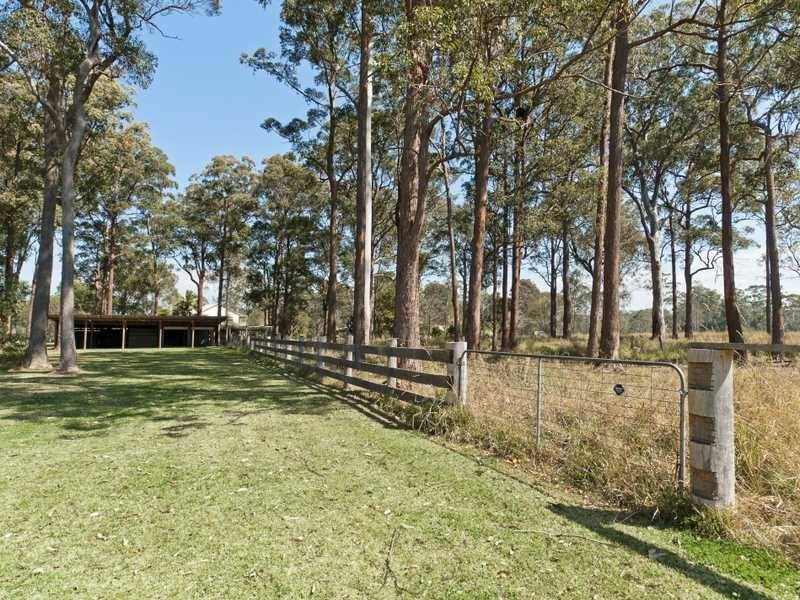 40 McMillan Drive, Blackmans Point NSW 2444
