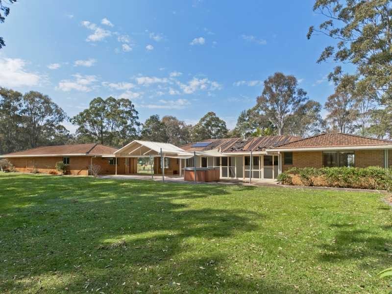 40 McMillan Drive, Blackmans Point NSW 2444