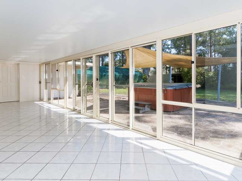 40 McMillan Drive, Blackmans Point NSW 2444