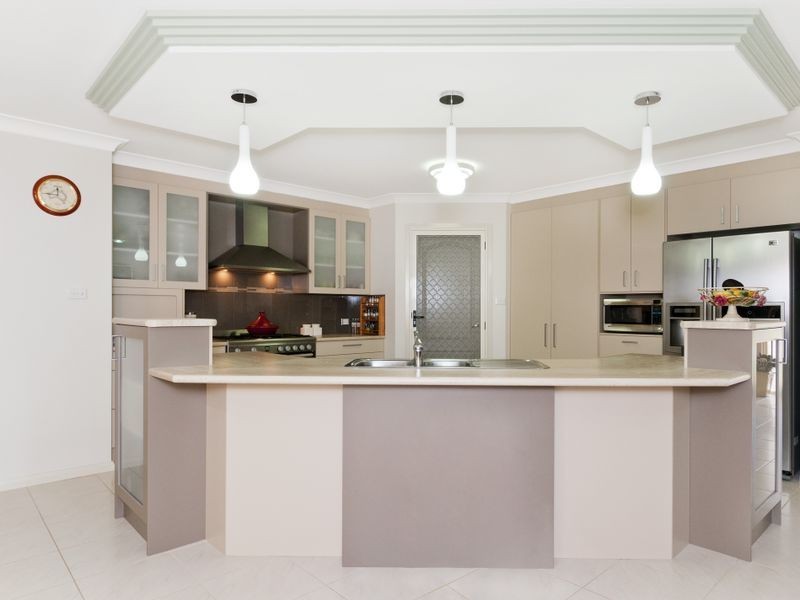 16 Lyrebird Place, Port Macquarie NSW 2444