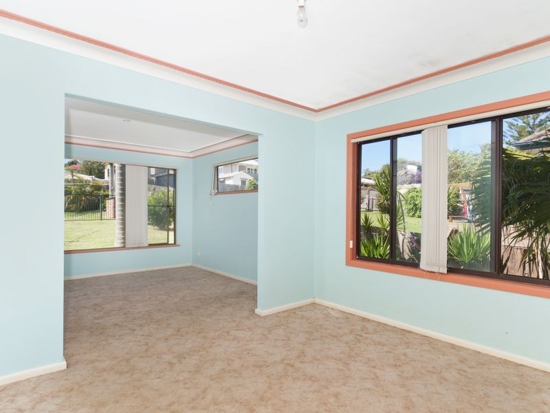 42 Seaview Avenue, Port Macquarie NSW 2444