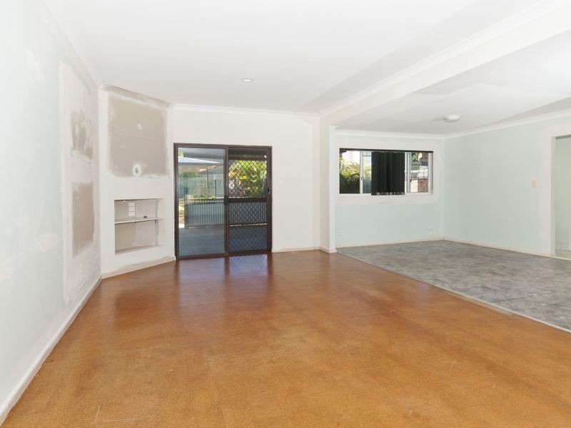 42 Seaview Avenue, Port Macquarie NSW 2444