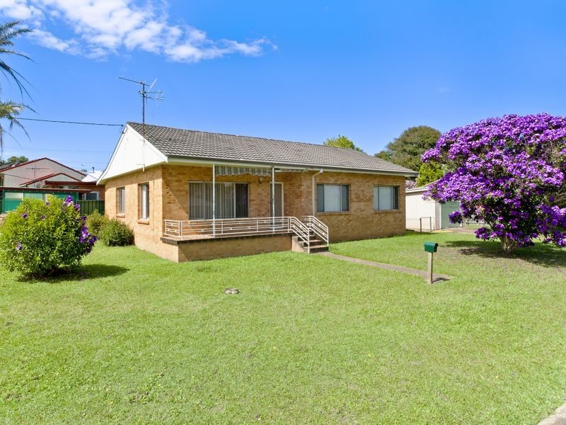 4 Anita Crescent, Port Macquarie NSW 2444