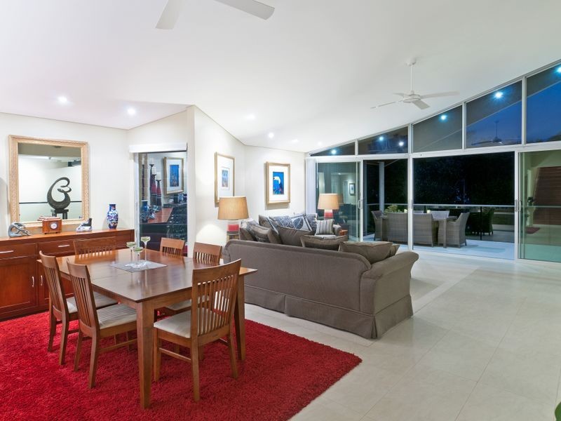 1/129 Matthew Flinders Drive, Port Macquarie NSW 2444