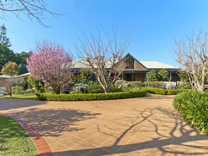 25 Links Crescent, Port Macquarie NSW 2444
