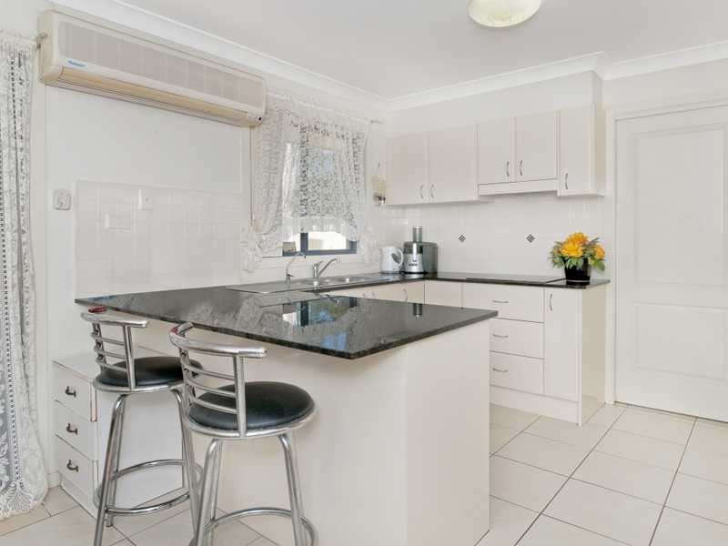 2/35 Lincoln Road, Port Macquarie NSW 2444